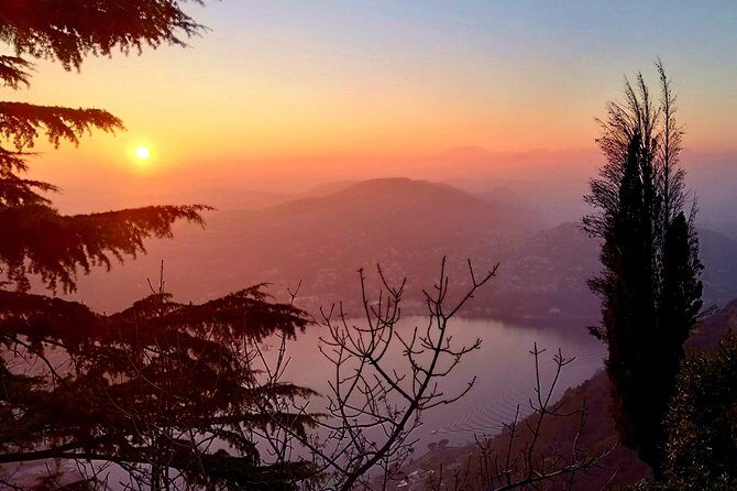 Private trip to Como full day - A Detailed Look at the Lake Como Private Tour