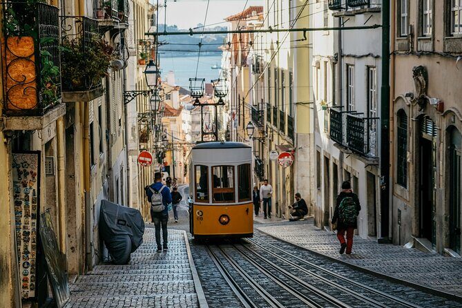 Private Tuk Tuk Tour through Bairro Alto and Chiado - The Itinerary Breakdown: What You Can Expect