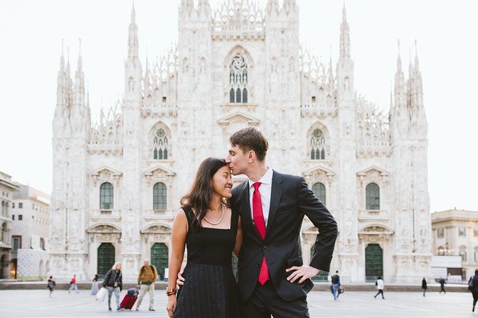 Private Vacation Photography Session with Local Photographer in Milan - Locations and Route Options