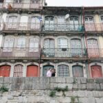 Private Vacation Photography Session with Local Photographer in Porto - Who Should Book This Experience?