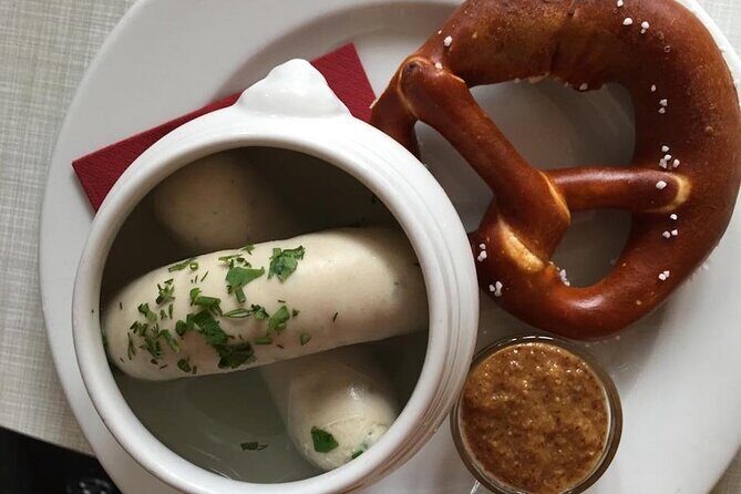 Private - Viktualienmarkt Food Tour and Beyond - best Munich tastings - Exploring the Munich Food Scene with a Local Touch