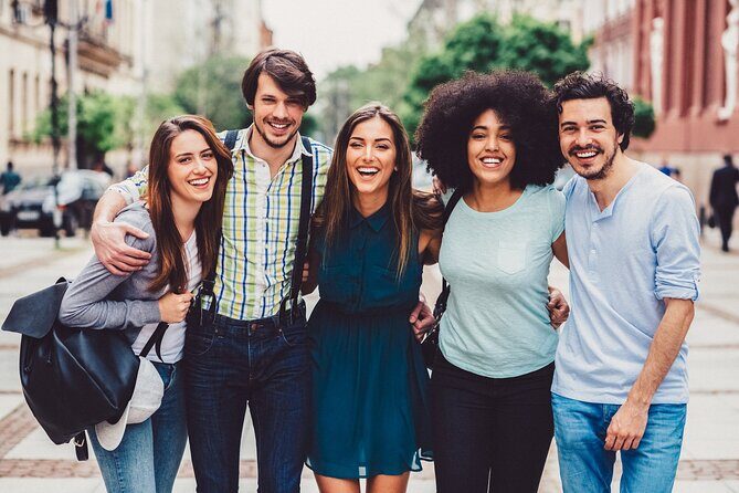 Private Walking Tour from Casco Vello to Mercado da Pedra in Vigo - Scenic Stop: O Sereo for Panoramic Views