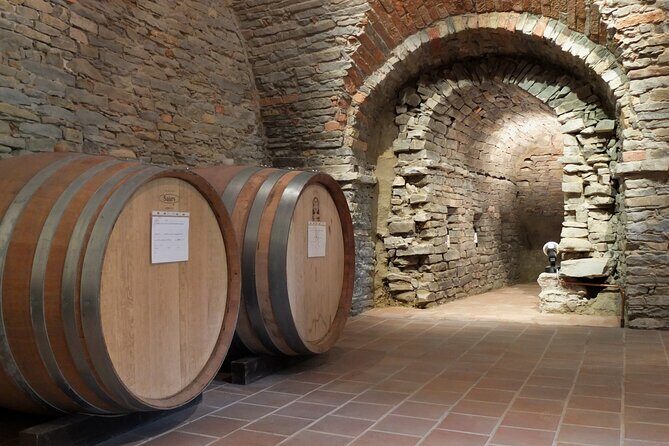 Private Winery and Vineyard Tour with Wine Tasting - Authenticity and Experience Quality