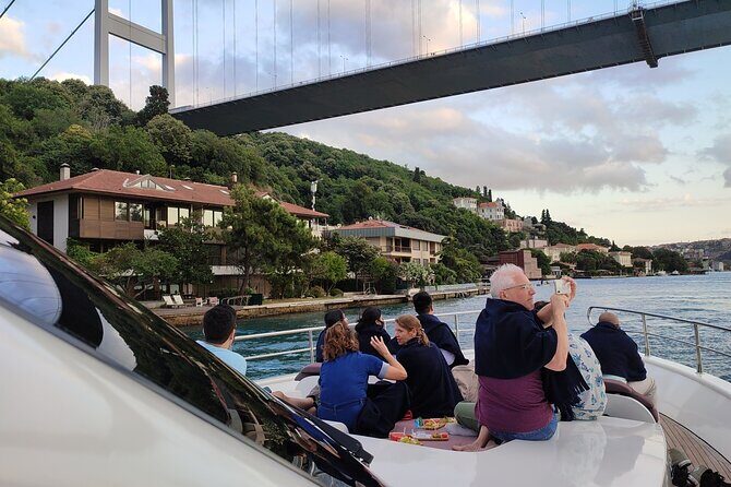 Private Yacht Tour on Bosphorus Istanbul - Who Is This Tour Best Suited For?
