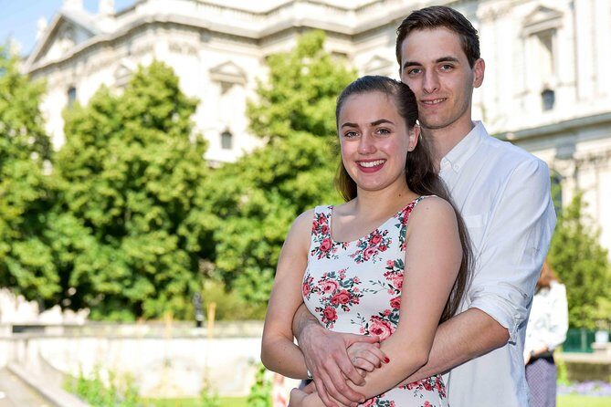 Professional Photoshoot with London Landmarks - Authentic Feedback from Reviewers