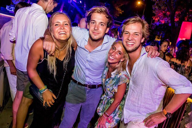 Pub Crawl + Party Night (3 Bars +VIP Entrance to a top Club ) - Practical Details and Tips