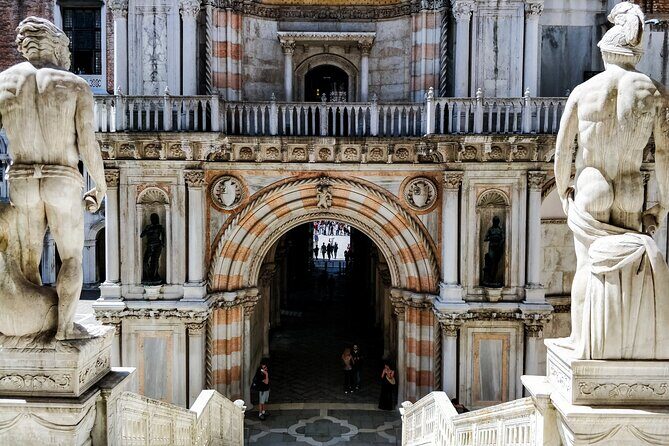 Public tour: Doge's Palace with St. Mark's Basilica & Gondolas - What Past Travelers Say