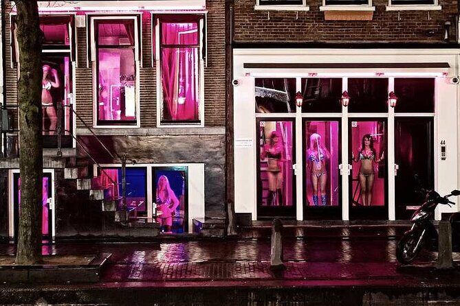 Red Light District Primetime Private Tour for 18+ Only - Final Thoughts: Who Should Consider This Tour?