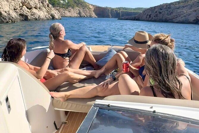 Relax by Boat with Paddle Surfing and Snorkeling in San Antonio - Who Will Love This Tour?