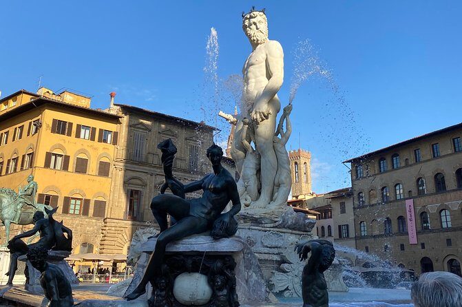 RENAISSANCE SECRETS WITH ELVIS - Walking experience - The Practicalities