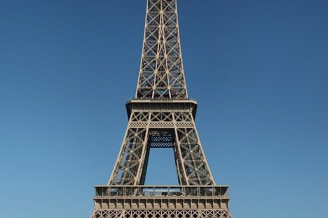 Return transfer from / to Paris Airport - A Close Look at the Experience