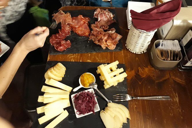 Rialto food tour and gelato tasting with local - Savoring the Flavors: What You’ll Actually Taste