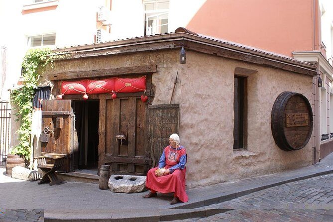 Riga Old Town Walking Tour in a Small Group - Practical Details