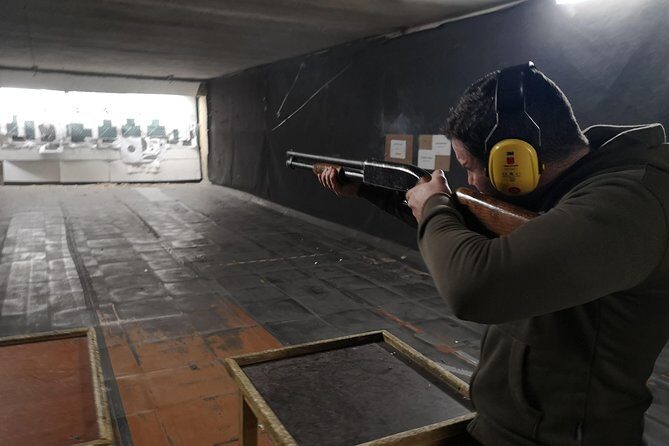 Riga Shooting Range : the Winchester, Glock 17, and Kalashnikov - Authenticity and Safety