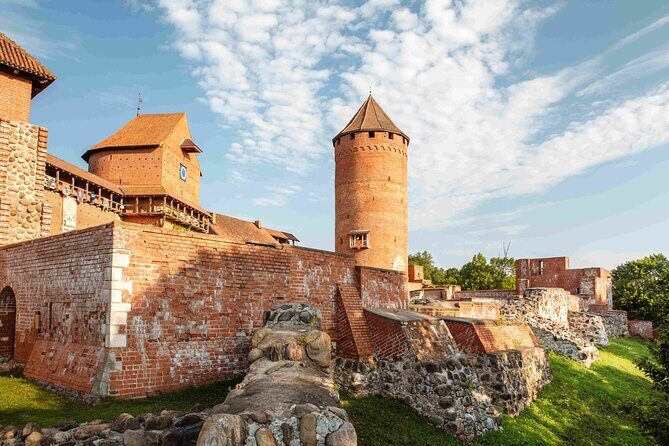 Riga to Sigulda & Cesis: Explore Latvias Medieval Castles - Who Should Book This Tour?