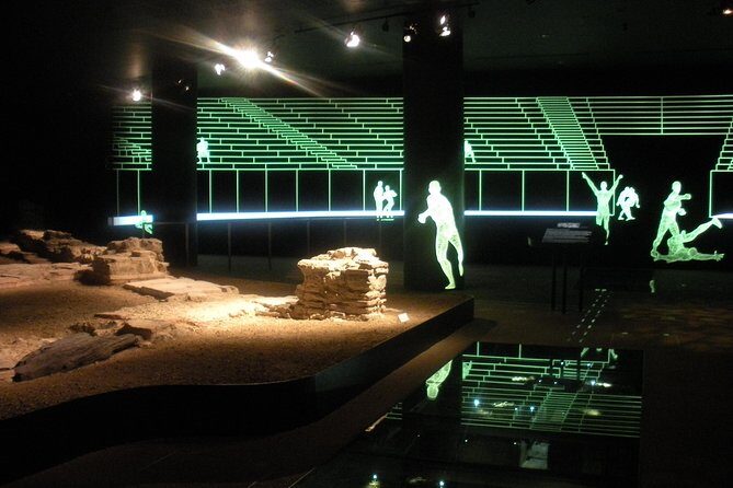 Roman London Private Walking Tour - Dive Into the Ancient Sites