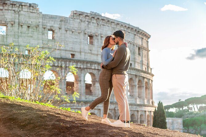 Romantic Photoshoot Experience for Couples in Rome - The Experience in Detail: From Meeting to Memories