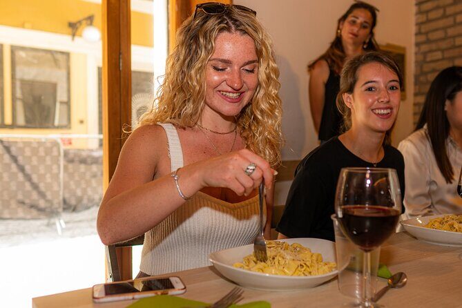 Rome: Food Tour in Trastevere with Dinner and Wine - The Value of This Experience