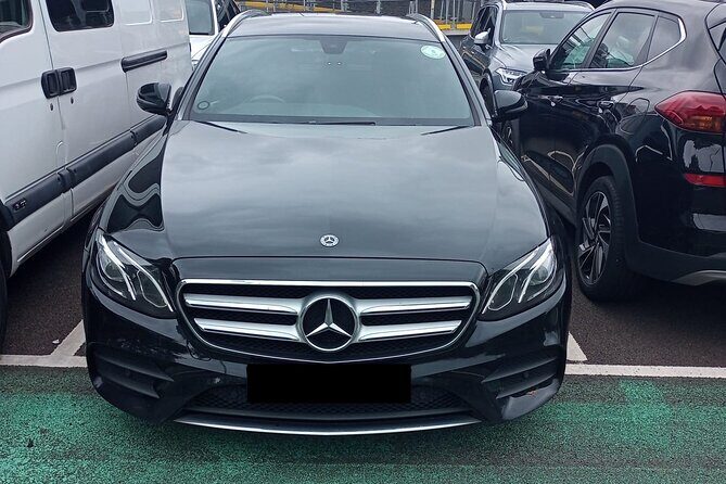 Round Trip Taxi Transfer - Gatwick Airport To & From London - What to Expect from the Transfer Experience