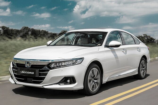 Round Trip Transfer from Madrid Airport MAD to Madrid by Sedan - Frequently Asked Questions