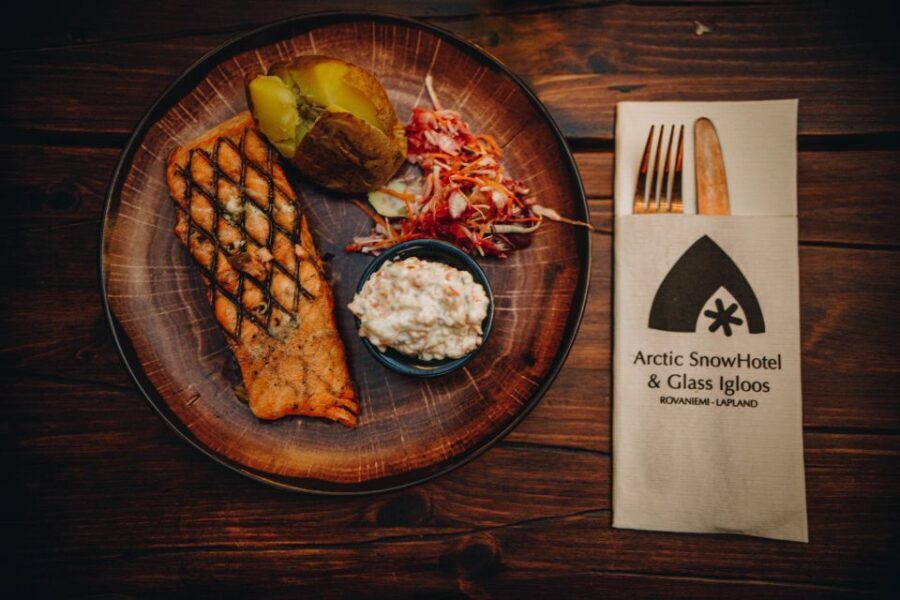 Rovaniemi: Snow Hotel Tour with Food by the Fire - What Makes This Tour Stand Out?