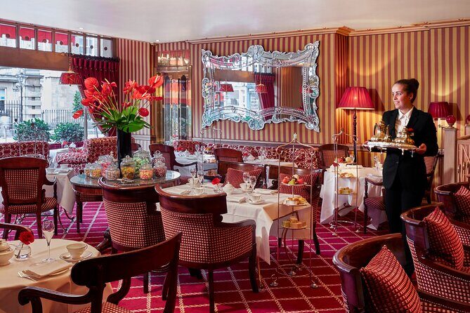 Royal London Tour with Afternoon Tea at The Rubens at the Palace - Transportation and Group Size