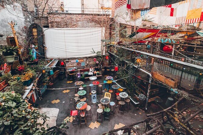 Ruin Bars Tour (Culture, history, and drinks) PROMO PRICE - Who Will Love This Tour?