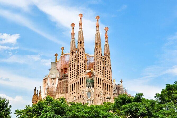 Sagrada Familia & Montserrat Private Tour with Hotel pick-up - Montjuïc and coastal highlights