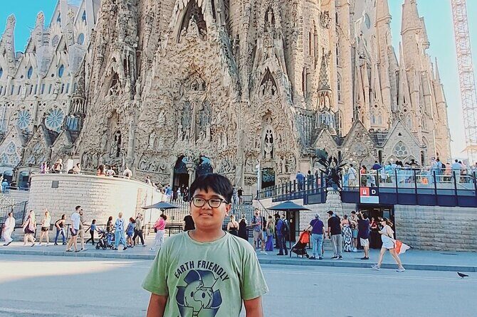 Sagrada Familia Skip The Queue With Audio Guide Tour - Practical Details and Tips