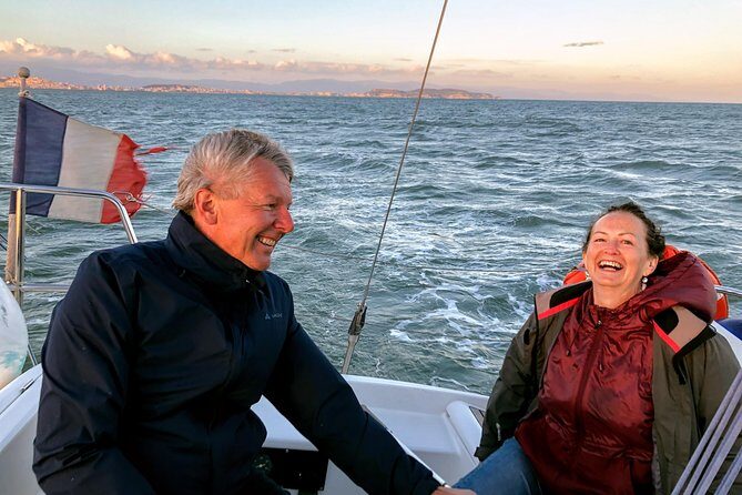 Sailing towards the Devil's Saddle - Who Should Book This Tour?