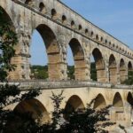 Saint Remy, Les Baux and Pont du Gard Small Group Day Trip - Analyzing the Value