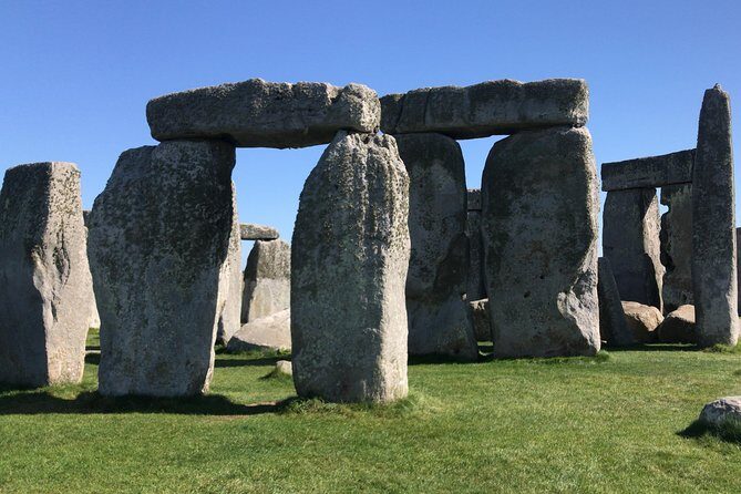 Salisbury Magna Carta Stonehenge and Bath Private Tour - What Makes This Tour Stand Out