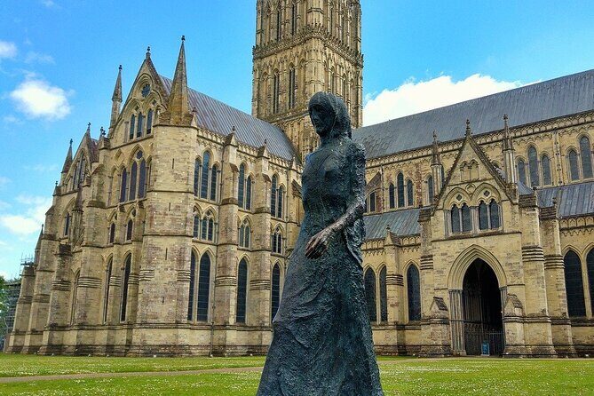 Salisbury Tour App, Hidden Gems Game and Big Britain Quiz (1 Day Pass) UK - Discovering Salisbury in a Different Way