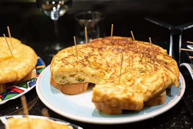 San Sebastian Centro Neighborhood Pintxos & Wine Tour - FAQs