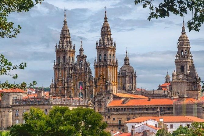 Santiago de Compostela Private Transfer from SCQ Airport to City centre - Value and Pricing Analysis