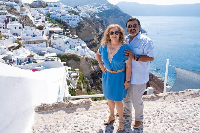 Santorini Highlights Private Tour 6 hours, pick up/ drop included - The Cost and Value