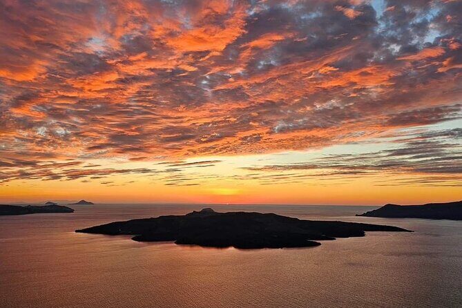 Santorini Honey Moon Romantic Private Sunset Wine Tour - Who Should Consider This Tour?