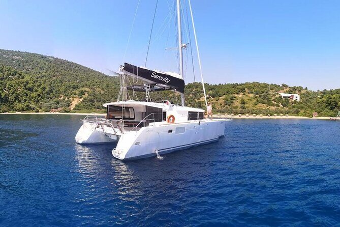 Santorini Oia: Caldera Private Day Cruise with BBQ & Drinks - What Sets This Tour Apart?