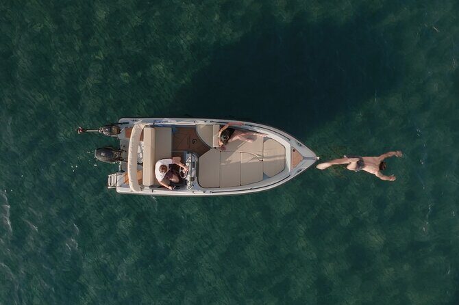 Santorini Rent a Boat - License free - What Makes This Tour Stand Out?