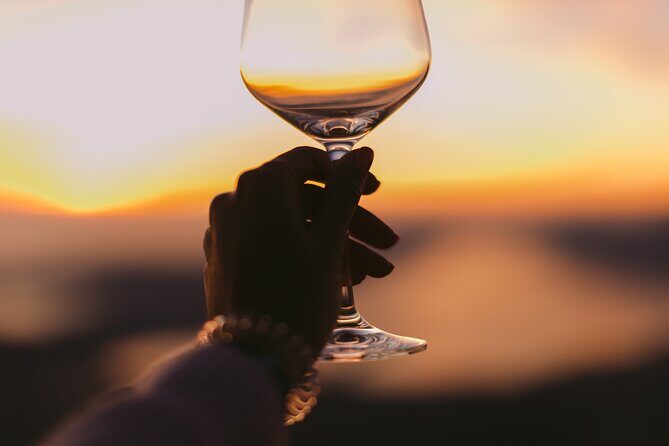 Santorini Sunset Walking Tour inc. tastings and 5 drinks - The Value of This Tour