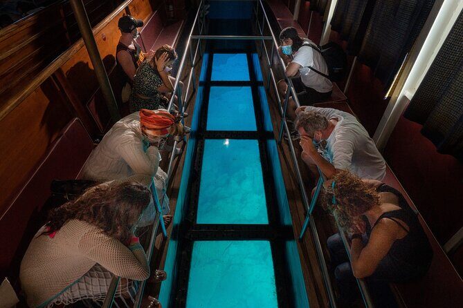 Santorini Tour of Caldera with Glass bottom Boat - Who Will Love This Tour?