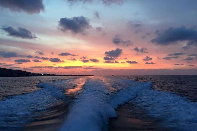 Santorini Traditional Villages and Oia Sunset Tour - Who Is This Tour Best For?