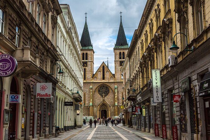 Sarajevo Uncovered: Old Town Tour with Coffee and Food Tasting - Food and Coffee: A Taste of Bosnia