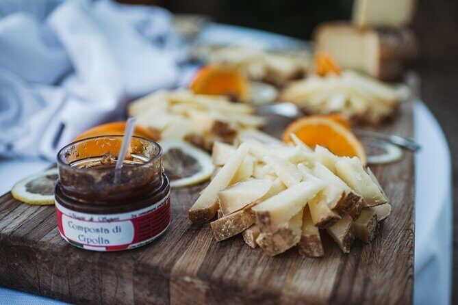 Savor Siena Food and Wine Tour - Guides and Atmosphere