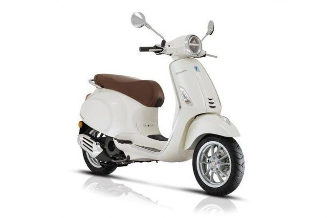 Scooter Rental Vespa Primavera 125cc from Sorrento - Practical Tips for Making the Most of Your Scooter Day