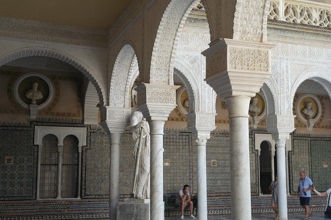 Secret Palaces Tour - Practical Details: How the Tour Works