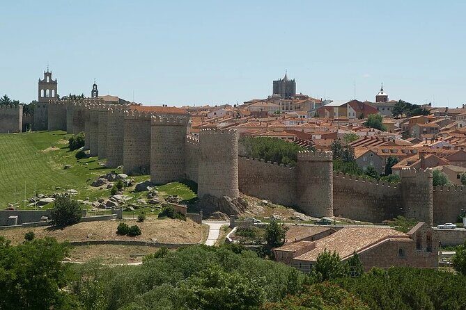 Segovia, Avila & Toledo: Small Group Guided Tour from Madrid - Who Should Consider This Tour?