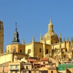Segovia Tour with Guided Walking Tour Included - The Guided Walking Tour: Knowledgeable and Bilingual