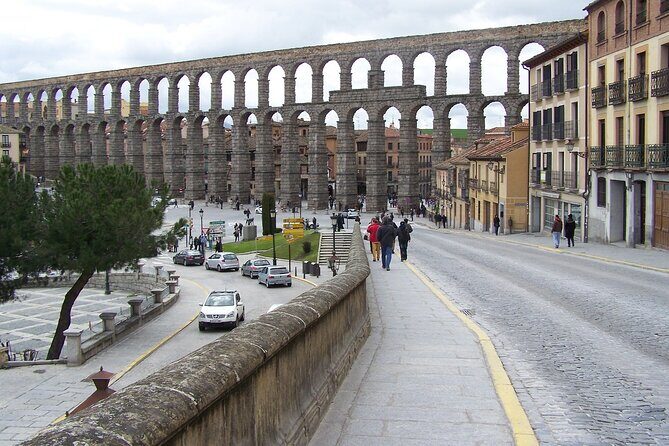 Segovia Walking Private Tour 3 hours with tickets included - The Value of the Price