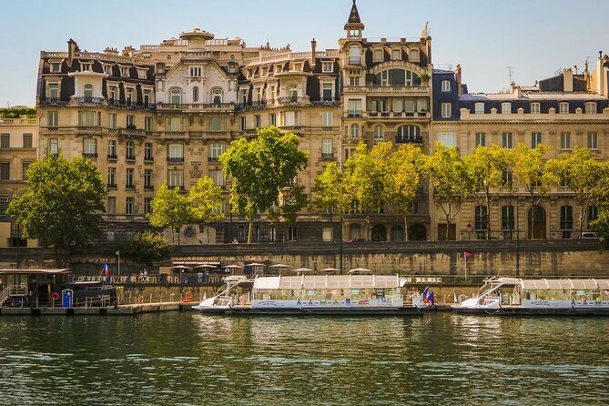 Seine River Cruise with Commentary 1 Hour - The Pros and Cons Based on Real Experiences